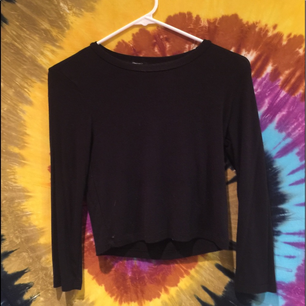 Forever 21 Black long sleeved crop top